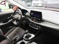 Usado Hyundai i30 100 CV (73 kW) 2024 Rojo Berlina