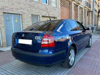 Usado Skoda Octavia 105 CV (77 kW) 2008 Azul Berlina