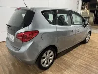 Usado Opel Meriva Cosmo 140 CV (102 kW) 2010 Gris / plata Monovolumen