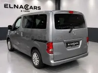 Usado Nissan Evalia 110 CV (80 kW) 2013 Gris / plata Monovolumen