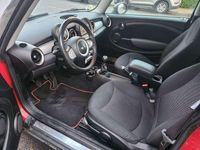 Usado Mini Cooper D 109 CV (80 kW) 2007 Rojo Utilitario