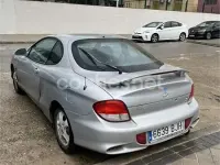 Usado Hyundai Coupé 116 CV (85 kW) 2001 Gris / plata Coupe