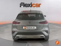 Usado Kia XCeed 120 CV (88 kW) 2021 Gris SUV