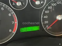 Usado Ford Focus Ghia 115 CV (84 kW) 2005 Negro Berlina