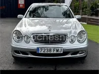 Usado Mercedes E220 Avantgarde 150 CV (110 kW) 2006 Gris / plata Berlina
