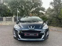 Usado Peugeot 308 Active 120 CV (88 kW) 2013 Gris / plata Berlina