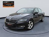 Usado Skoda Superb Style 150 CV (110 kW) 2018 Negro Berlina