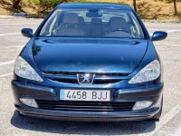 Usado Peugeot 607 136 CV (100 kW) 2002 Azul Berlina