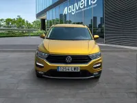 Usado VW T-Roc Advance 150 CV (110 kW) 2022 Amarillo SUV