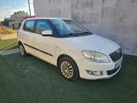 Usado Skoda Fabia Ambition 60 CV (44 kW) 2011 Blanco Berlina