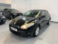 Usado Renault Mégane Authentique 90 CV (66 kW) 2012 Gris Berlina