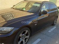 Usado BMW 318 143 CV (105 kW) 2011 Negro Familiar