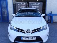 Usado Toyota Auris Active 132 CV (97 kW) 2013 Blanco Berlina