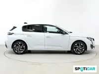 Usado Peugeot 308 Allure 131 CV (96 kW) 2023 Plateado Utilitario