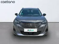 Usado Peugeot 2008 Allure 100 CV (73 kW) 2022 Gris / plata SUV