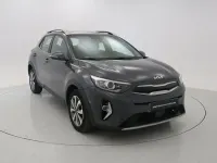 Usado Kia Stonic 101 CV (74 kW) 2021 Gris SUV