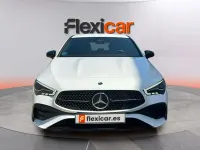 Usado Mercedes CLA200 Shooting Brake 163 CV (119 kW) 2024 Blanco Familiar