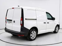 Usado VW Caddy 102 CV (75 kW) 2022 Blanco Monovolumen