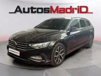 Usado VW Passat Executive 150 CV (110 kW) 2022 Negro Familiar