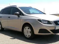 Usado Seat Ibiza ST Reference 90 CV (66 kW) 2012 Beige Familiar