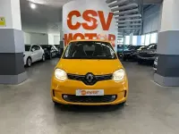 Usado Renault Twingo Techno 60 kW (82 CV) 2023 Amarillo Utilitario