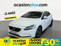 Usado Volvo V40 Momentum 150 CV (110 kW) 2018 Blanco
