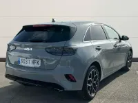 Nuevo Kia Ceed Style 101 CV (74 kW) 2025 Gris Utilitario