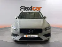 Usado Volvo V60 Kinetic 150 CV (110 kW) 2019 Blanco Familiar