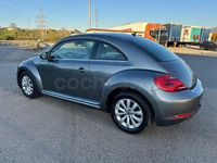 Usado VW Beetle Design 140 CV (102 kW) 2012 Gris / plata Utilitario