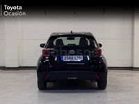Usado Toyota Yaris Hybrid Active 116 CV (85 kW) 2022 Negro Berlina