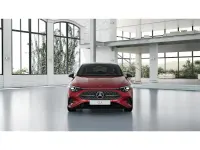 Nuevo Mercedes CLA180 136 CV (100 kW) 2025 Manufaktur rojo patagonia Berlina