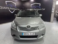 Usado Toyota Verso Active 132 CV (97 kW) 2012 Gris / plata Monovolumen