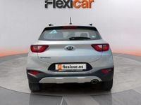 Usado Kia Stonic 101 CV (74 kW) 2021 Blanco SUV
