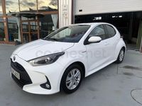 Usado Toyota Yaris Hybrid Plus 116 CV (85 kW) 2022 Blanco Berlina