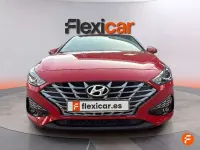 Usado Hyundai i30 110 CV (80 kW) 2022 Rojo Utilitario