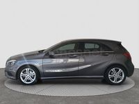 Usado Mercedes A200 Urban 136 CV (100 kW) 2015 Gris / plata Berlina