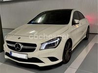 Usado Mercedes CLA180 Shooting Brake Urban 122 CV (89 kW) 2015 Blanco Familiar