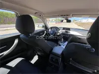 Usado BMW 318 143 CV (105 kW) 2016 Azul Familiar