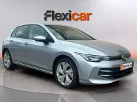 Usado VW Golf VIII 116 CV (85 kW) 2025 Gris Berlina
