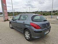 Usado Peugeot 308 Envy 120 CV (88 kW) 2010 Gris Utilitario