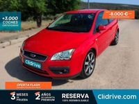Usado Ford Focus Titanium 136 CV (100 kW) 2005 Rojo Utilitario