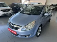 Usado Opel Corsa Cosmo 90 CV (66 kW) 2007 Gris / plata Utilitario