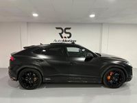 Usado Lamborghini Urus 666 CV (489 kW) 2024 Negro SUV