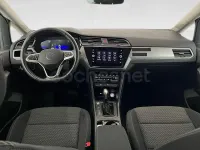 Usado VW Touran Advance 150 CV (110 kW) 2023 Negro Monovolumen