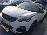 Usado Peugeot 3008 Allure 131 CV (96 kW) 2020 Blanco SUV
