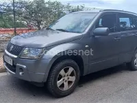 Usado Suzuki Grand Vitara 140 CV (102 kW) 2008 Gris / plata SUV