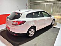 Używany Renault Mégane GrandTour Bose Edition 110 KM (80 kW) 2016 Biały Kombi