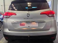 Usado Renault Scénic IV 110 CV (80 kW) 2018 Plateado Monovolumen