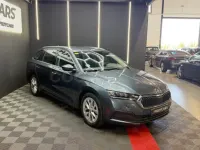 Usado Skoda Octavia Sport 150 CV (110 kW) 2021 Gris / plata Familiar