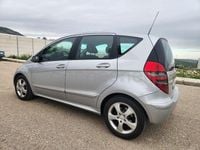 Usado Mercedes A180 Avantgarde 109 CV (80 kW) 2007 Gris / plata Monovolumen